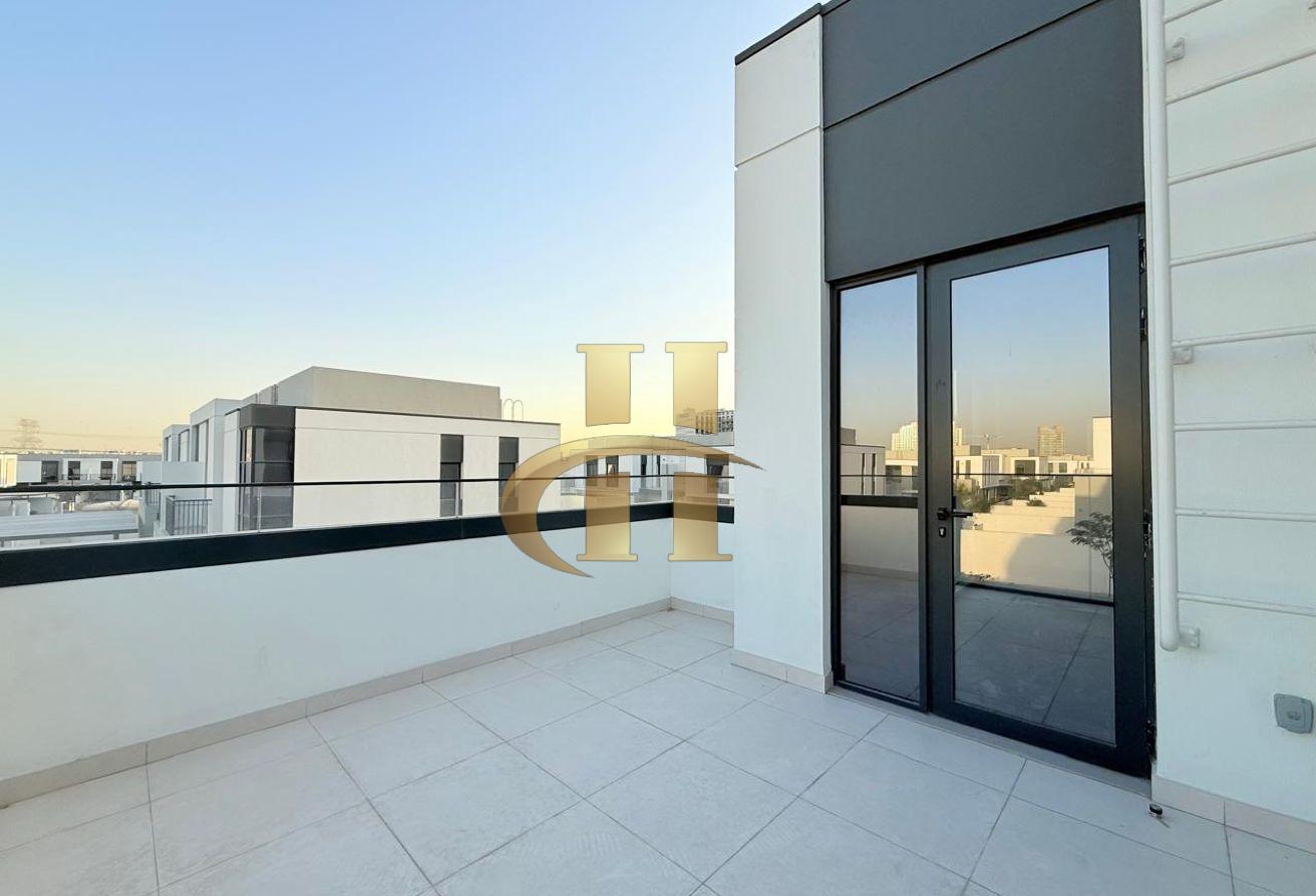Stylish Modern living-corner townhouse | Book Now photo 16