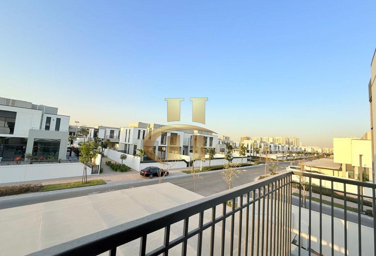 Stylish Modern living-corner townhouse | Book Now photo 21