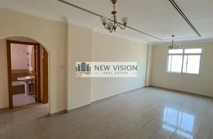 Apartment - 1 Bedroom - 2 Bathrooms for rent in Al Qulaya'ah - Al Sharq - Sharjah