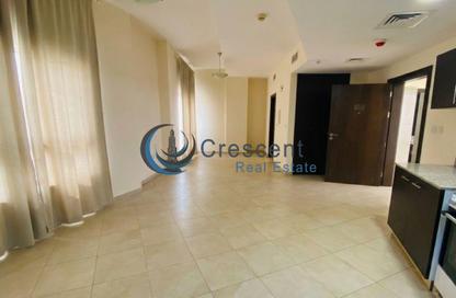 Apartment - Studio - 1 Bathroom for rent in Al Thamam 13 - Al Thamam - Remraam - Dubai Apartment - Studio - 1 Bathroom for rent in Al Thamam 13 - Al Thamam - Remraam - Dubai