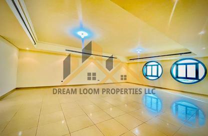 Apartment - 3 - 5 for rent in Silver Wave Tower - Al Mina - Abu Dhabi