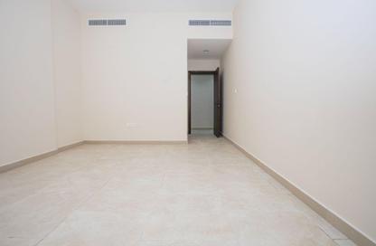 Apartment - 3 Bedrooms - 4 Bathrooms for rent in Al Khabaisi - Deira - Dubai Apartment - 3 Bedrooms - 4 Bathrooms for rent in Al Khabaisi - Deira - Dubai