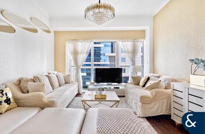 Apartment - 1 Bedroom - 2 Bathrooms for sale in Damac Heights - Dubai Marina - Dubai