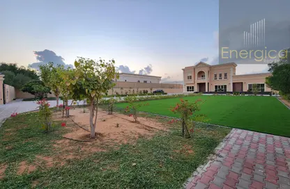 Villa - 5 Bedrooms - 6 Bathrooms for rent in Nad Al Sheba 4 - Nad Al Sheba - Dubai