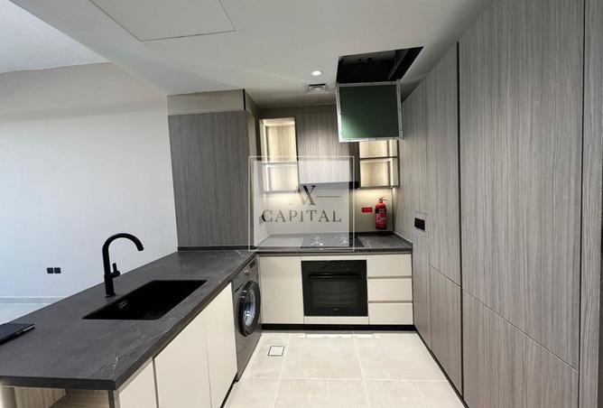 94025977 - Property Image 2