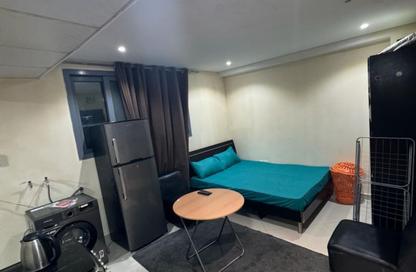 Apartment - Studio - 1 Bathroom for rent in Al Qulaya'ah - Al Sharq - Sharjah Apartment - Studio - 1 Bathroom for rent in Al Qulaya'ah - Al Sharq - Sharjah