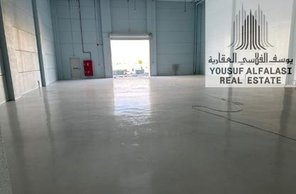 Warehouse - Studio - 2 Bathrooms for rent in Umm Al Thuoob - Umm Al Quwain