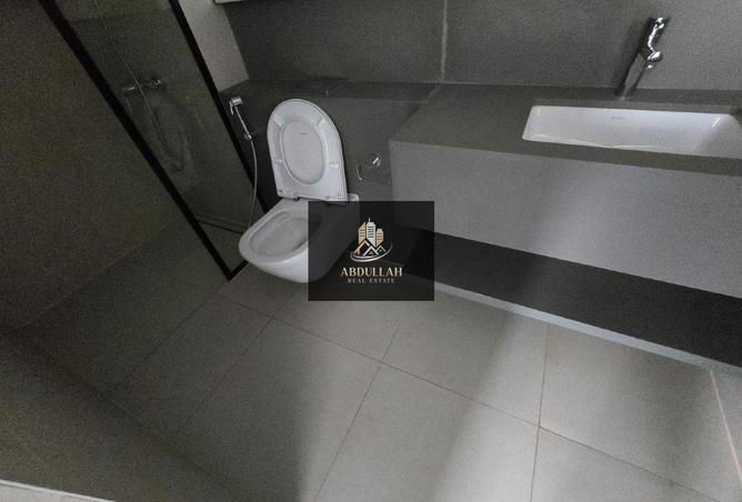 71128235 - Property Image 3