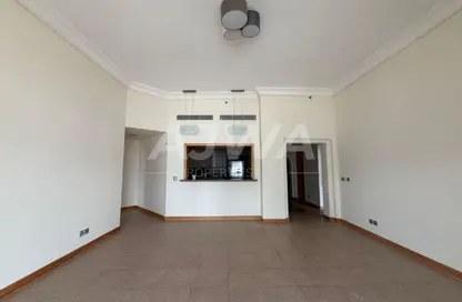 Apartment - 2 Bedrooms - 3 Bathrooms for rent in Al Khushkar - Shoreline Apartments - Palm Jumeirah - Dubai