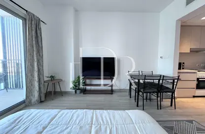 Apartment - 1 Bathroom for rent in Waters Edge - Yas Island - Abu Dhabi