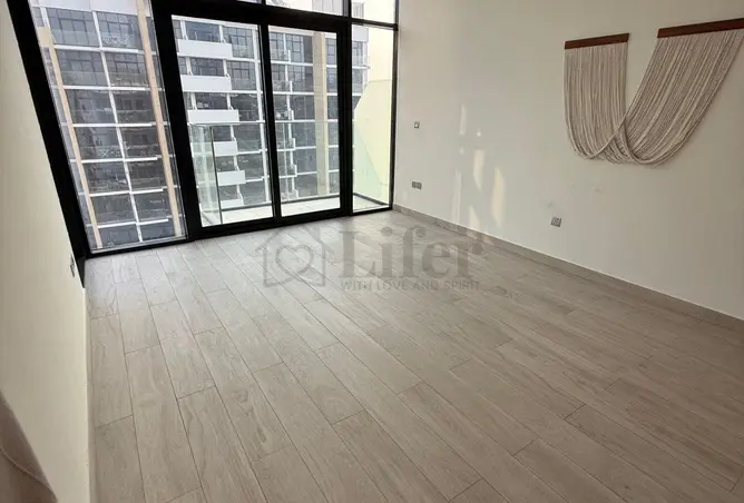 151352025 - Property Image 2