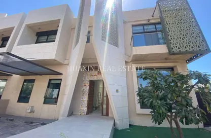 Villa - 5 Bedrooms - 6 Bathrooms for rent in Jumeirah 3 Villas - Jumeirah 3 - Jumeirah - Dubai
