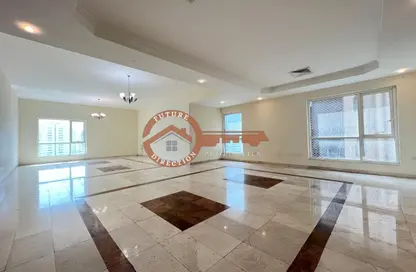 شقة - 4 غرف نوم - 5 حمامات للايجار في برج حمدان - الشارع الشرقي - شارع حمدان - أبوظبي