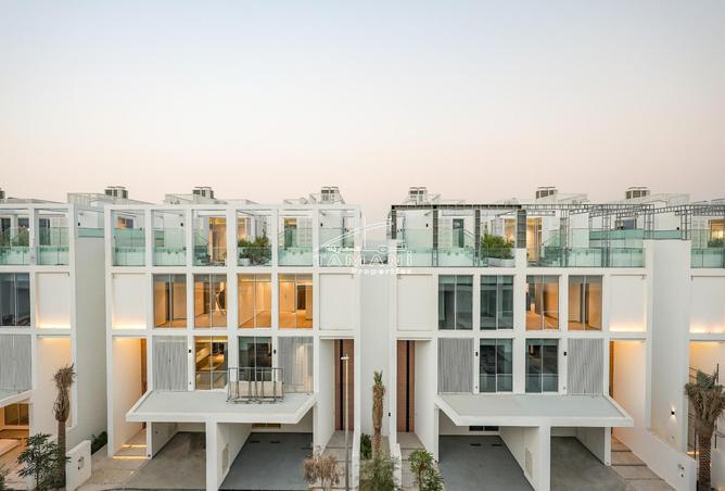 75019028 - Property Image 3