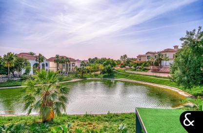 Villa - 5 Bedrooms - 6 Bathrooms for sale in Garden Hall - Oasis Clusters - Jumeirah Islands - Dubai
