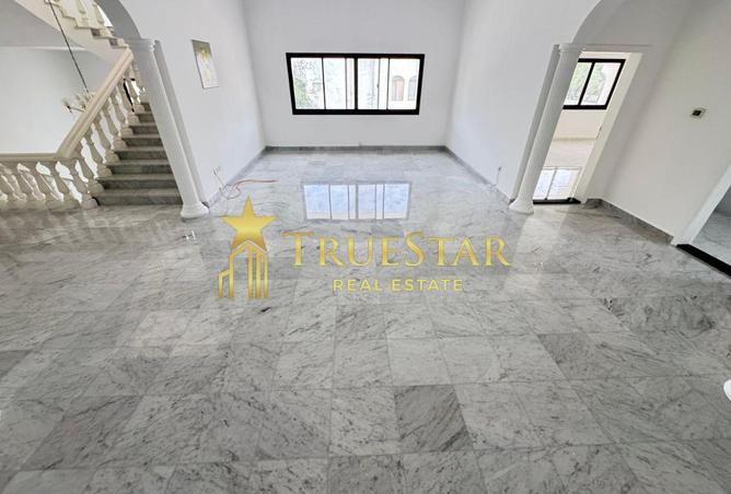 76180215 - Property Image 3