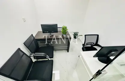 Office Space - Studio - 1 Bathroom for rent in Reem Residency - Al Karama - Dubai