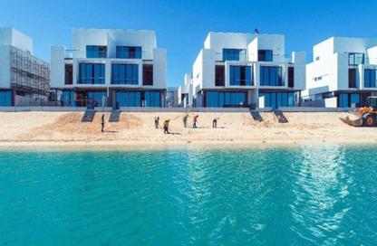 Villa - 4 - 5 for sale in Sun Island - Ajmal Makan City - Sharjah Waterfront City - Sharjah Villa - 4 - 5 for sale in Sun Island - Ajmal Makan City - Sharjah Waterfront City - Sharjah