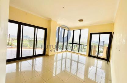 Apartment - 3 - 4 for rent in Garhoud Views - Al Garhoud - Dubai