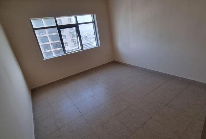 82361225 - Property Image 3