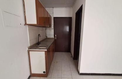 Apartment - Studio - 1 Bathroom for rent in Al Butina 9 Building - Al Butina - Sharjah