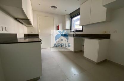 Townhouse - 3 Bedrooms - 4 Bathrooms for rent in Sarab 2 - Aljada - Sharjah