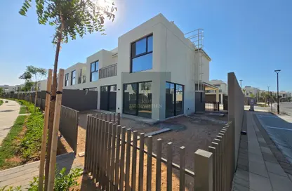 تاون هاوس - 3 غرف نوم - 3 حمامات للبيع في جزيرة الصقر الجنوبية - جزيرة فالكون - قرية الحمرا - رأس الخيمة