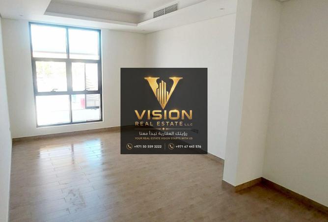 143743810 - Property Image 3
