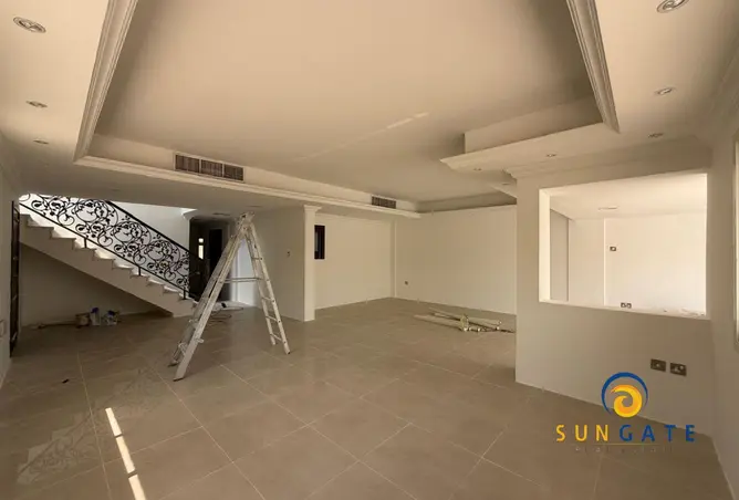 155067438 - Property Image 2