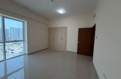 Apartment - 2 Bedrooms - 2 Bathrooms for rent in Gate Tower 1 - Musheiref - Ajman