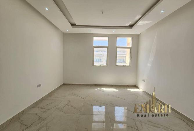 118143354 - Property Image 3