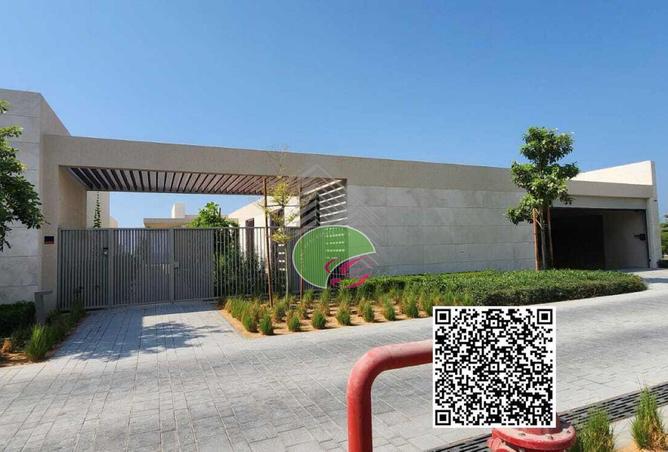 94004054 - Property Main Image