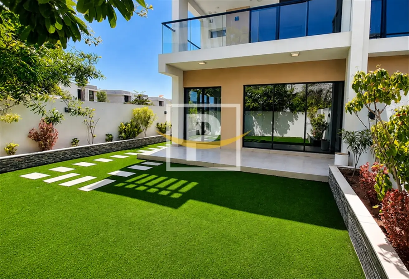132010985 - Property Main Image