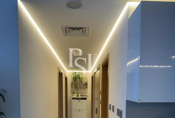 123828222 - Property Image 3