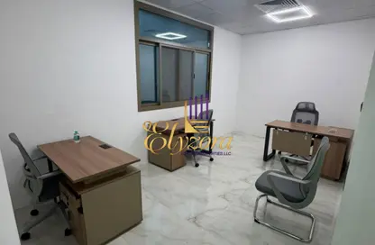 مركز أعمال - استوديو - 4 حمامات للايجار في بلدية دبي - المرقبات - ديرة - دبي