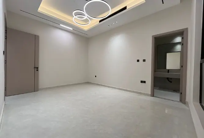 120176980 - Property Image 2