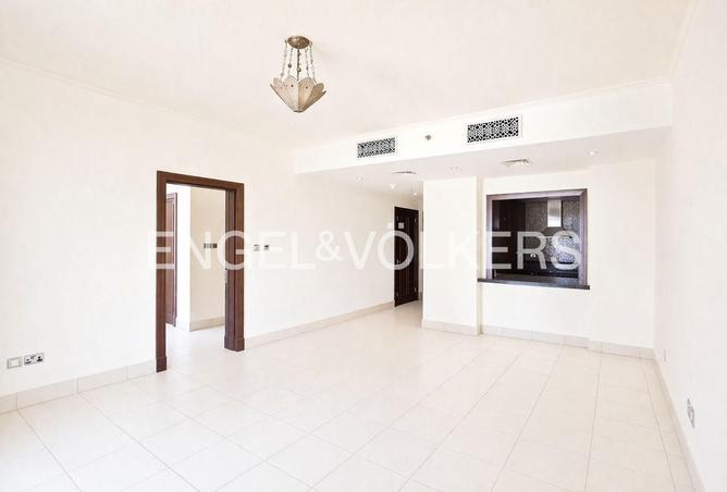 76583418 - Property Image 3