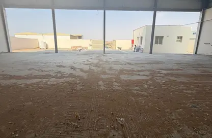 Warehouse - Studio - 2 Bathrooms for rent in Ali Mousa Building - Al Sajaa Industrial - Al Sajaa - Sharjah