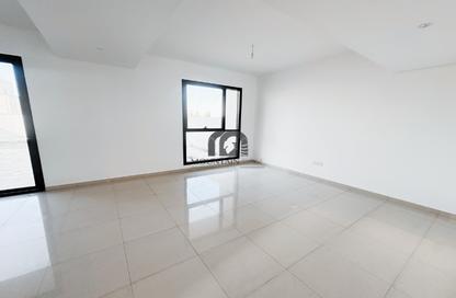 Townhouse - 4 - 4 for sale in Nasma Residences - Aljada - Sharjah