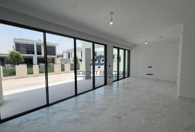 82781273 - Property Image 2