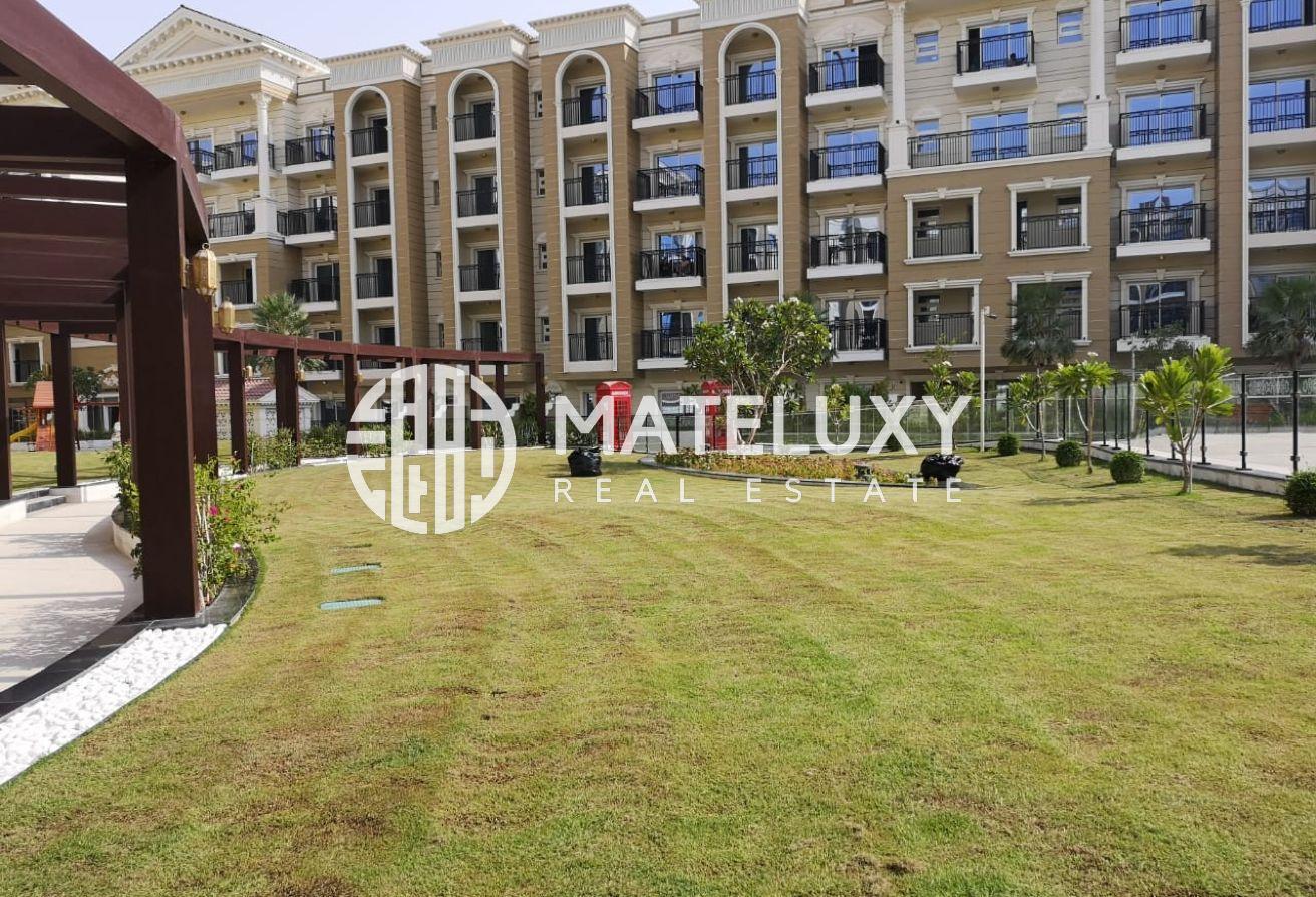 Fully Furnished studio with Pool View in Resortz photo 7