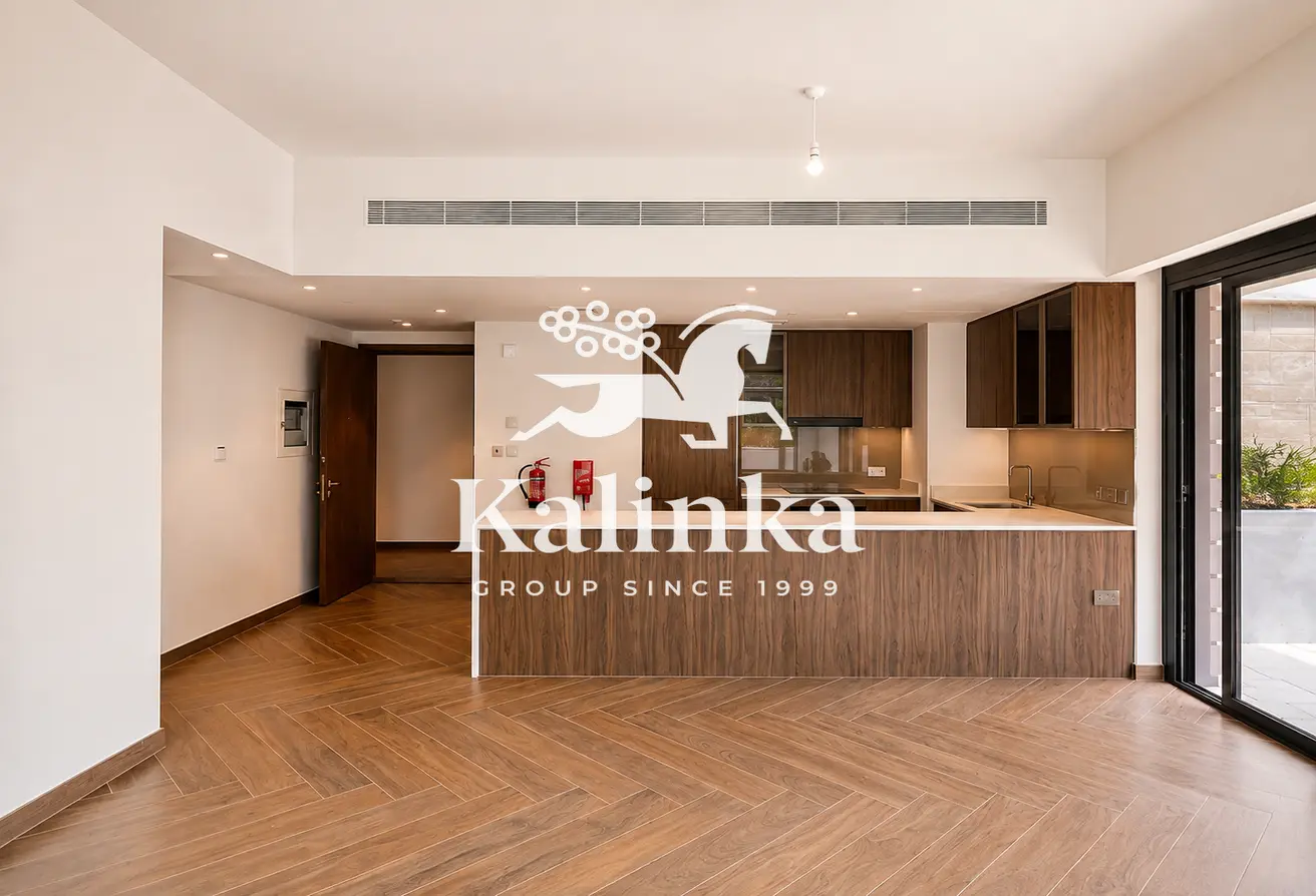 156934350 - Property Main Image