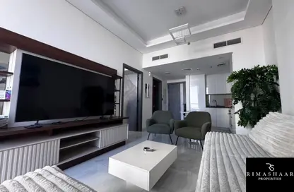 Apartment - 1 Bedroom - 2 Bathrooms for rent in Samana Park Views - Arjan - Dubai