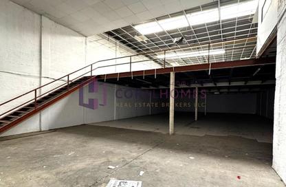 Warehouse - Studio for rent in Umm Ramool - Dubai
