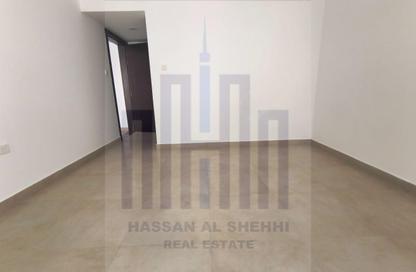 Apartment - 1 Bedroom - 2 Bathrooms for rent in Muweileh Community - Muwaileh Commercial - Sharjah Apartment - 1 Bedroom - 2 Bathrooms for rent in Muweileh Community - Muwaileh Commercial - Sharjah