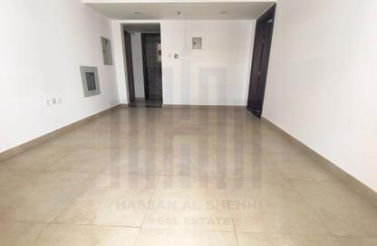 Apartment - 1 Bedroom - 2 Bathrooms for rent in Muweileh Community - Muwaileh Commercial - Sharjah Apartment - 1 Bedroom - 2 Bathrooms for rent in Muweileh Community - Muwaileh Commercial - Sharjah