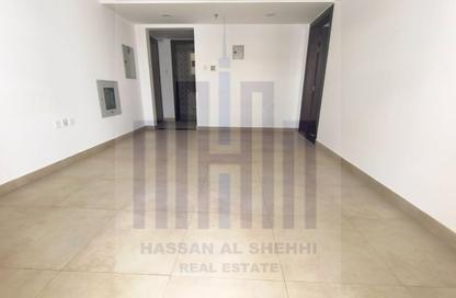 Apartment - 1 Bedroom - 2 Bathrooms for rent in Muweileh Community - Muwaileh Commercial - Sharjah Apartment - 1 Bedroom - 2 Bathrooms for rent in Muweileh Community - Muwaileh Commercial - Sharjah