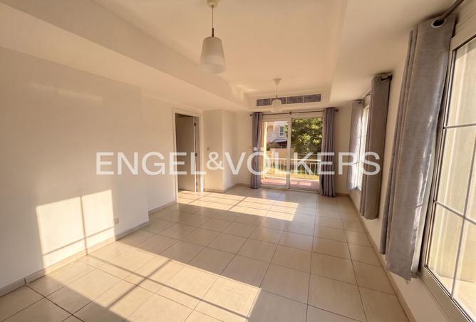 76563379 - Property Image 2