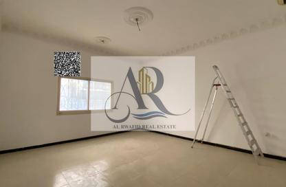 Villa - 4 Bedrooms - 6 Bathrooms for rent in Al Mowaihat 3 - Al Mowaihat - Ajman