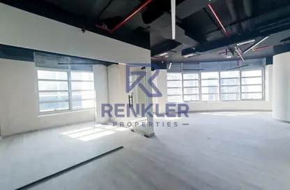 Office Space - 2 Bedrooms - 1 Bathroom for rent in Silver Tower - Business Bay - Dubai